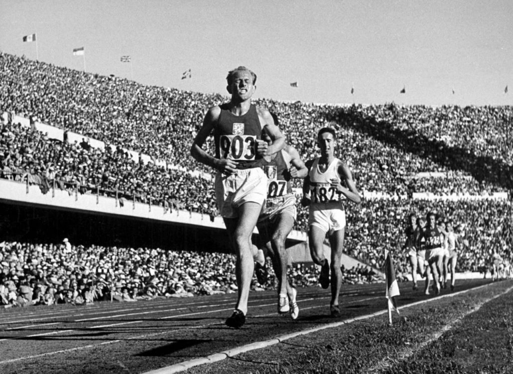 XV Jogos Olímpicos - Helsinque - Finlândia - 1952 - Emil Zatopek